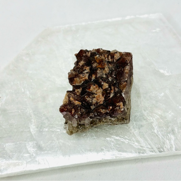 Red Cap Amethyst cluster #3 - Picture 4 of 4